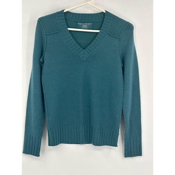 Banana Republic NWT women’s green wool crew neck sweater size XS - Picture 1 of 8
